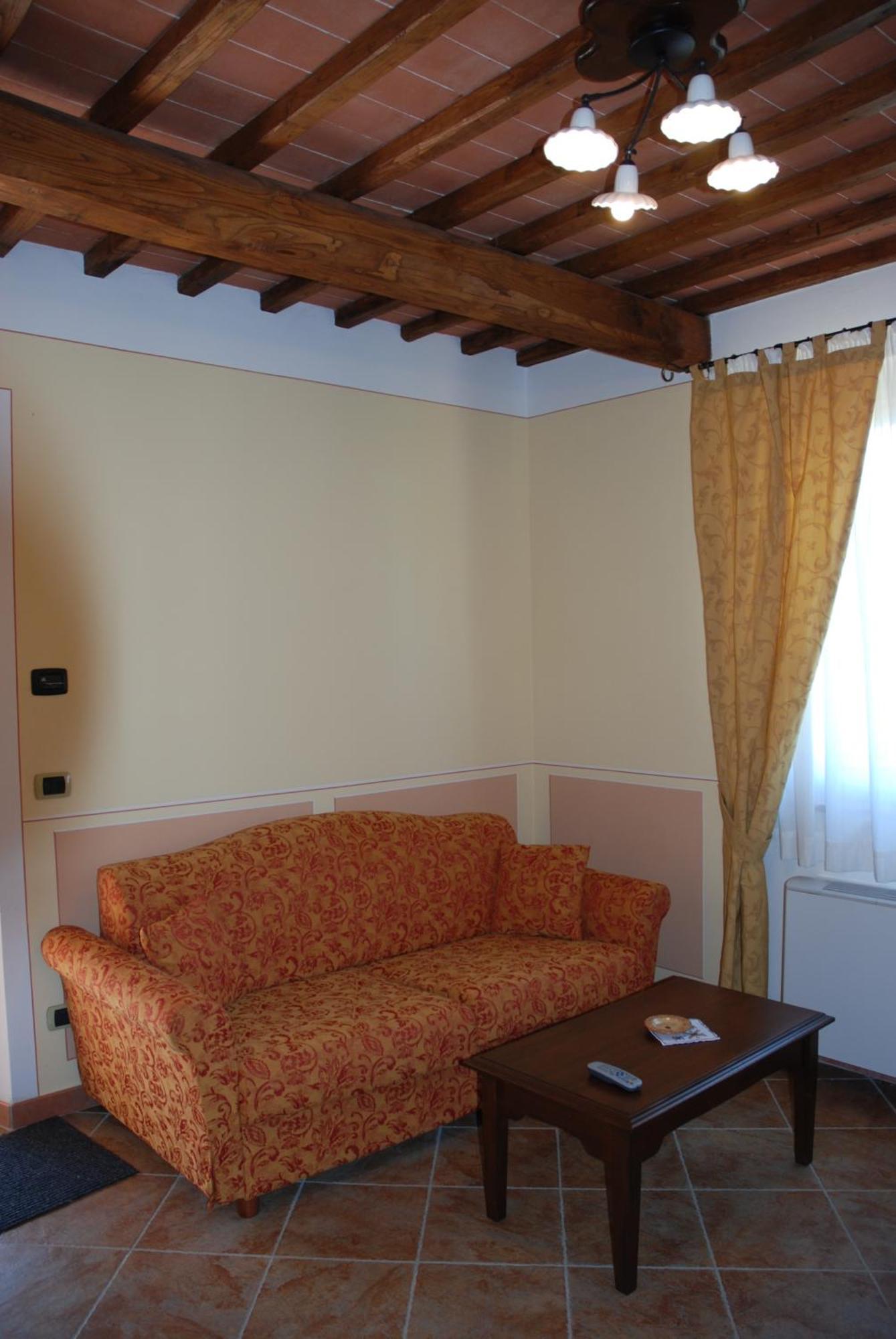 Albergo La Foresteria Беттолле Екстер'єр фото